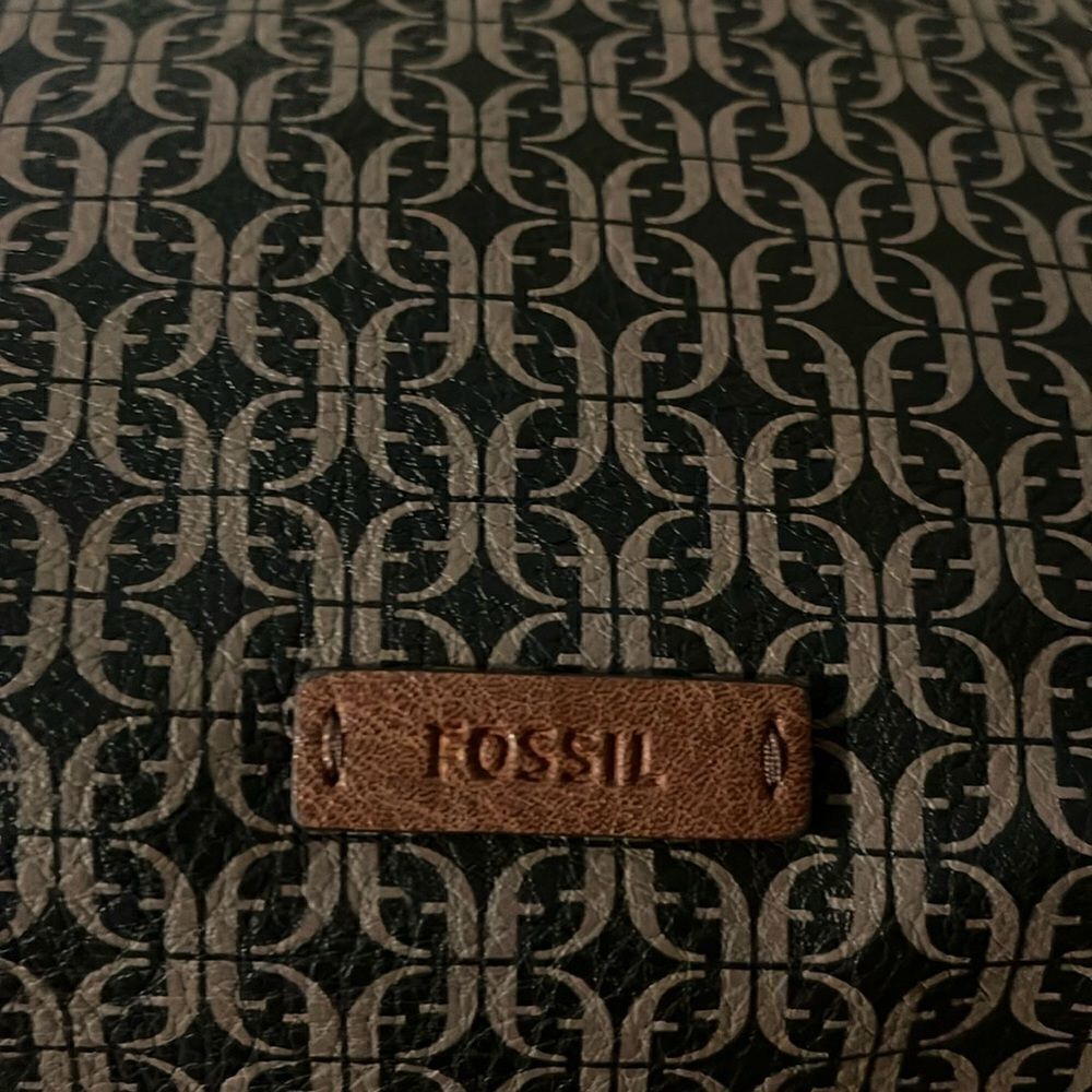 FOSSIL CROSSBODY - Picture 7 of 9